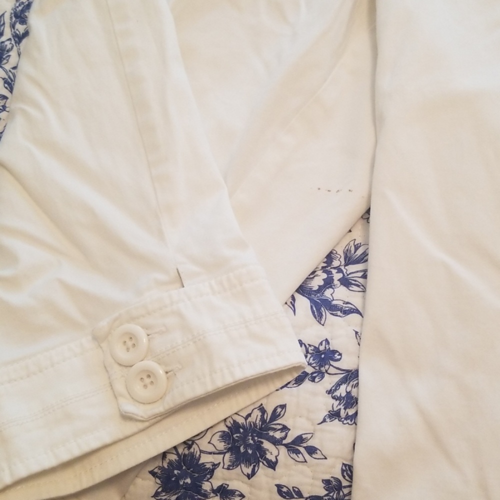 Shorts - Picture 4 of 4